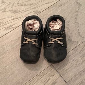 Freshly Picked Ebony Oxford Size 5